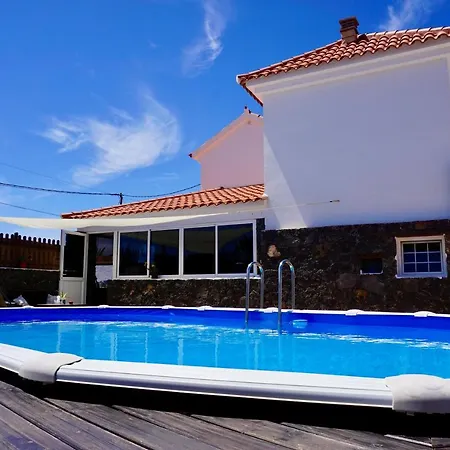 Casa Natura Ainhoa Homestay *