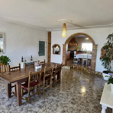 Homestay Casa Natura Ainhoa *